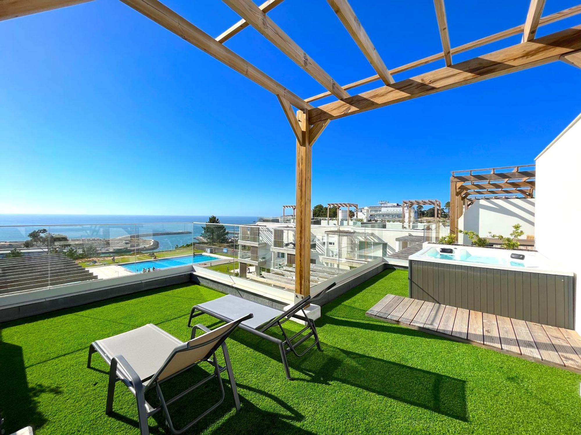 Mar A Vista - Condominium With Pool, Gym And Sea Views Nazaré Rum bild