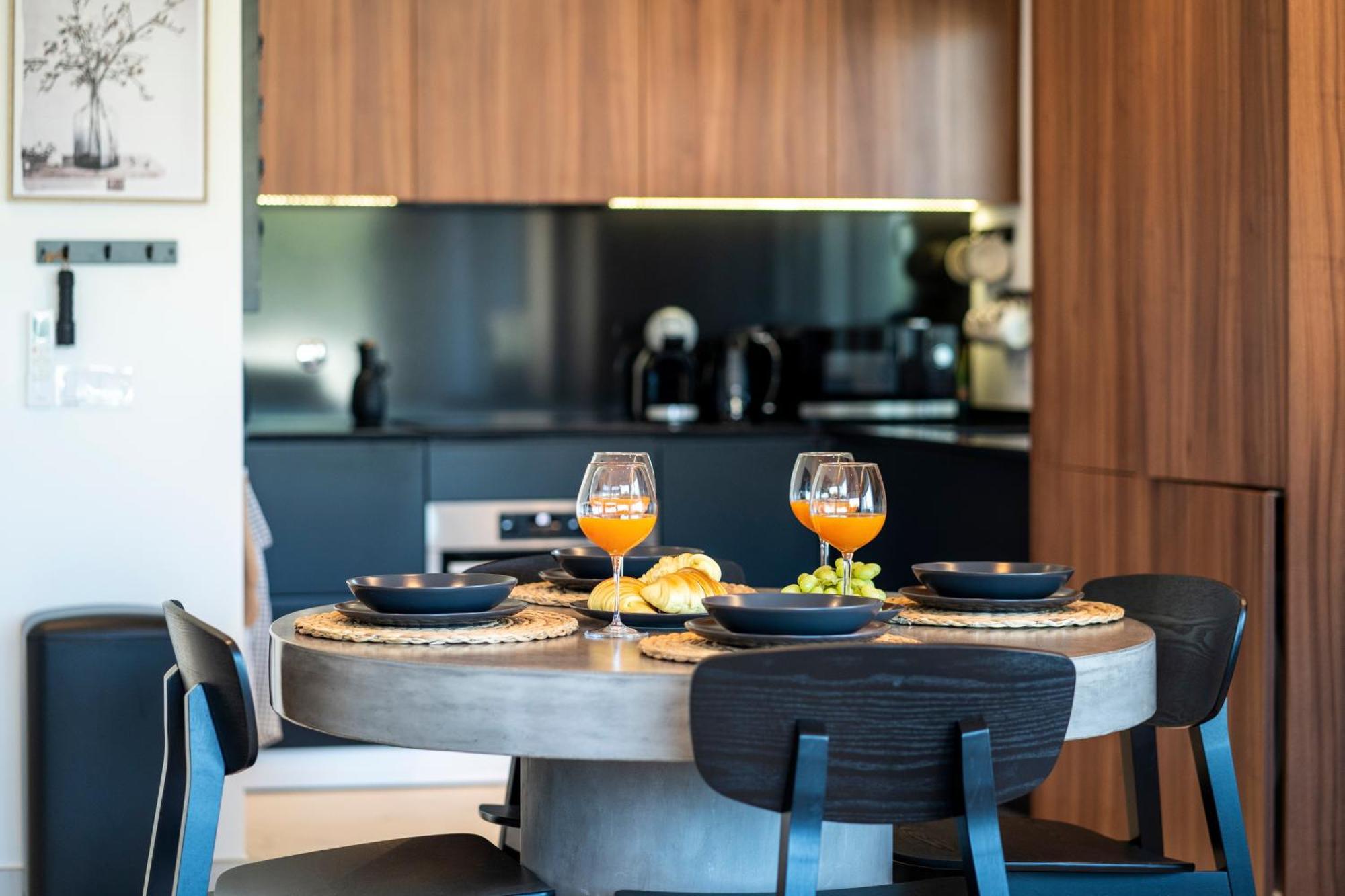 Mar A Vista - Condominium With Pool, Gym And Sea Views Nazaré Rum bild