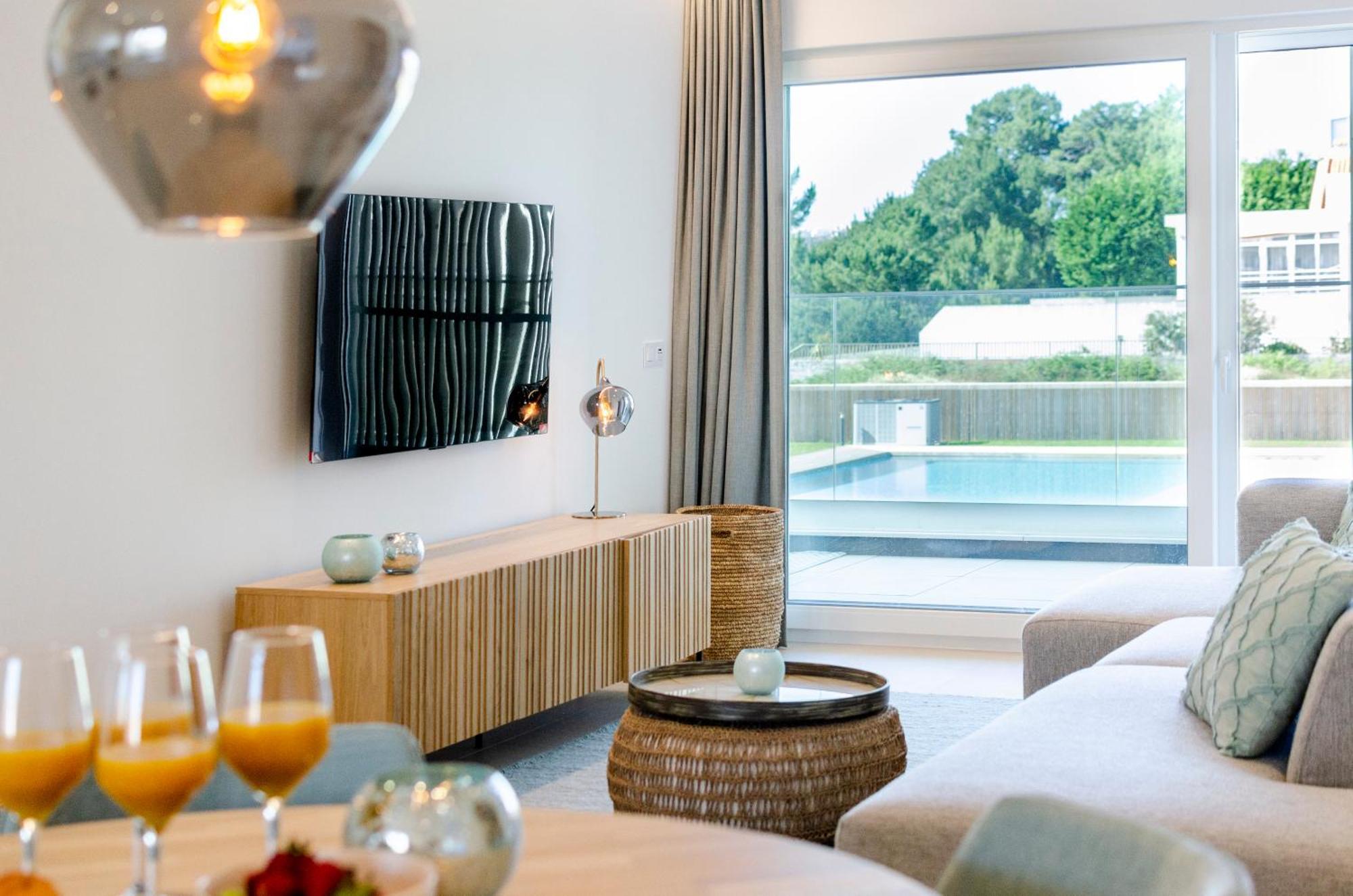 Mar A Vista - Condominium With Pool, Gym And Sea Views Nazaré Rum bild